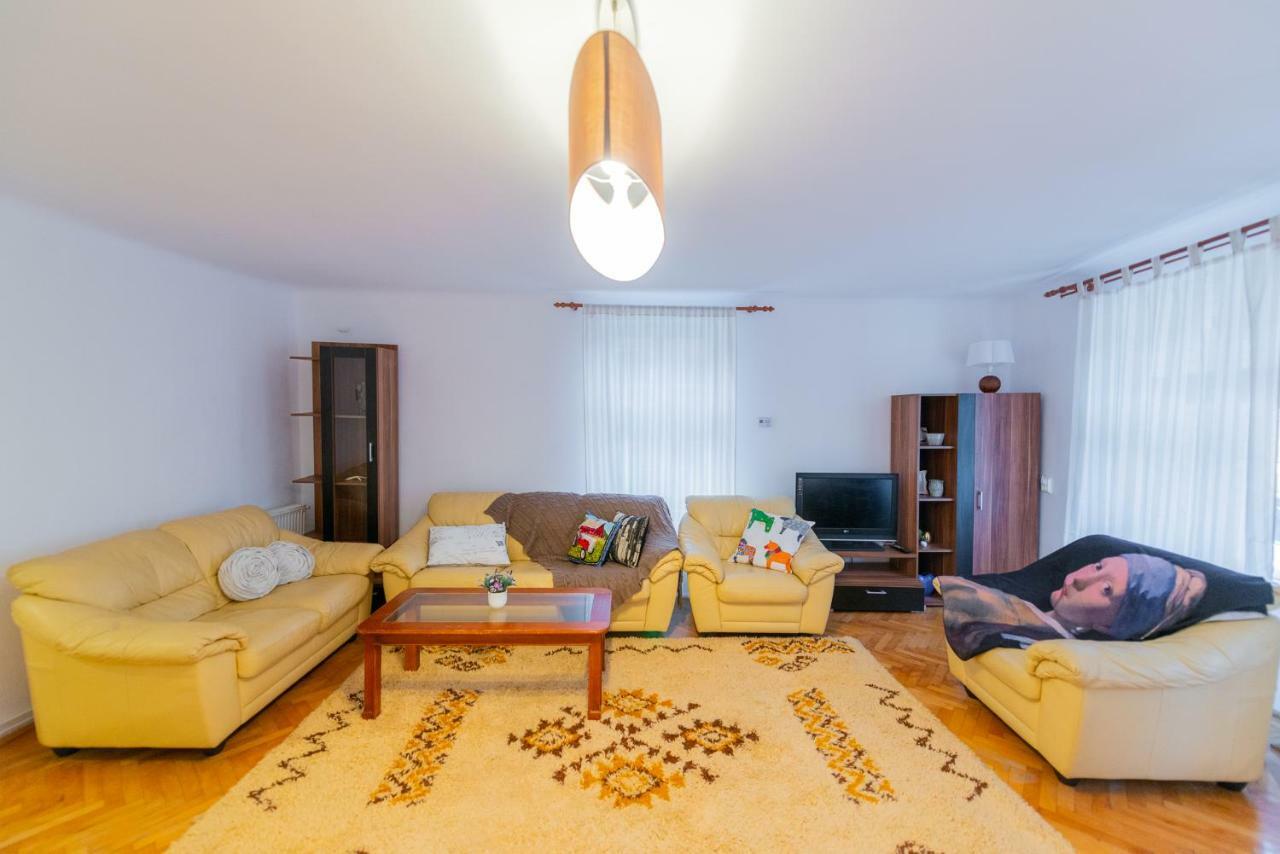 Pine House Apartment Brasov Exterior photo